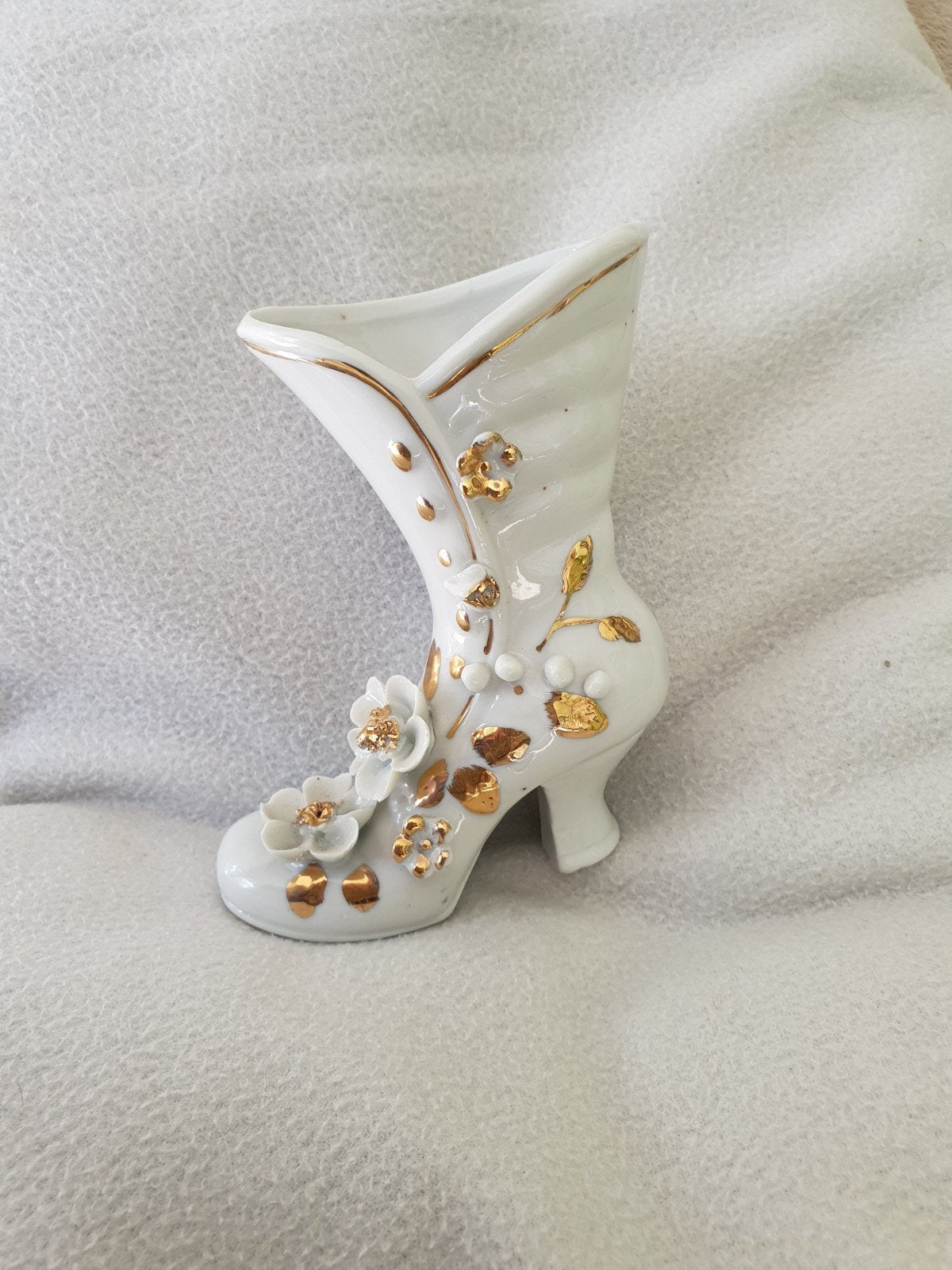 Decoratieve porseleinen schoen met gouden bloemen, Ophalen of Verzenden