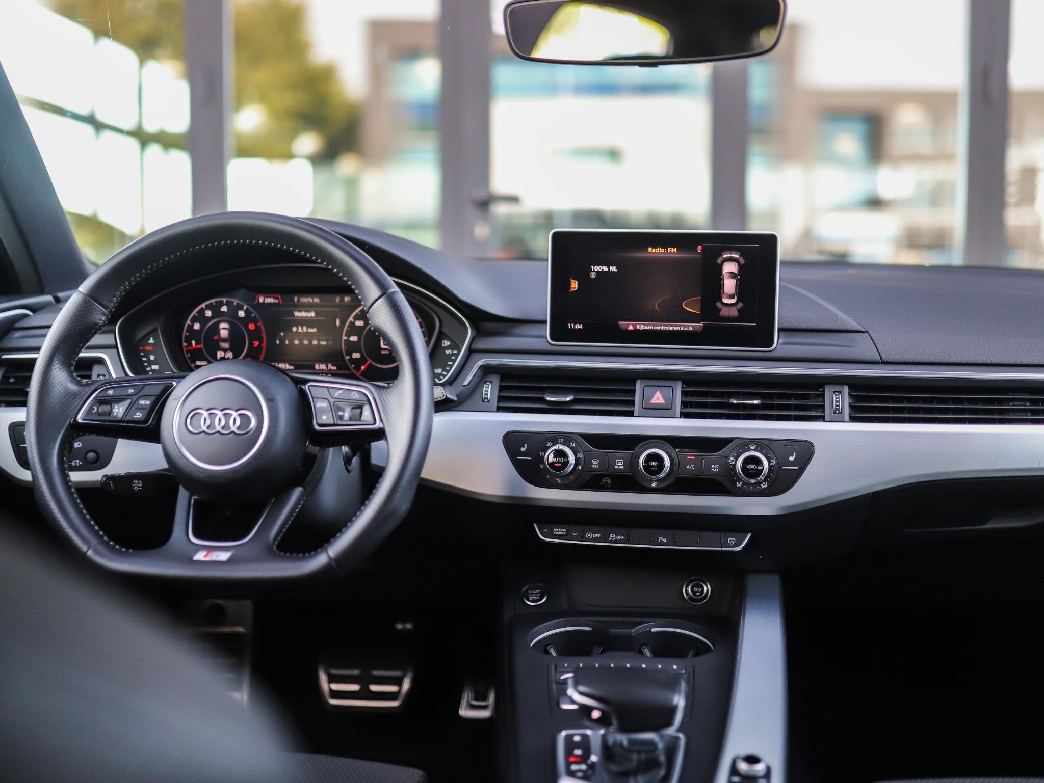 Audi A4 Limousine 2.0 TFSI ultra Sport Pro Line S | Pano | K, Auto's, 1380 kg, Gebruikt, 1984 cc, 19 km/l