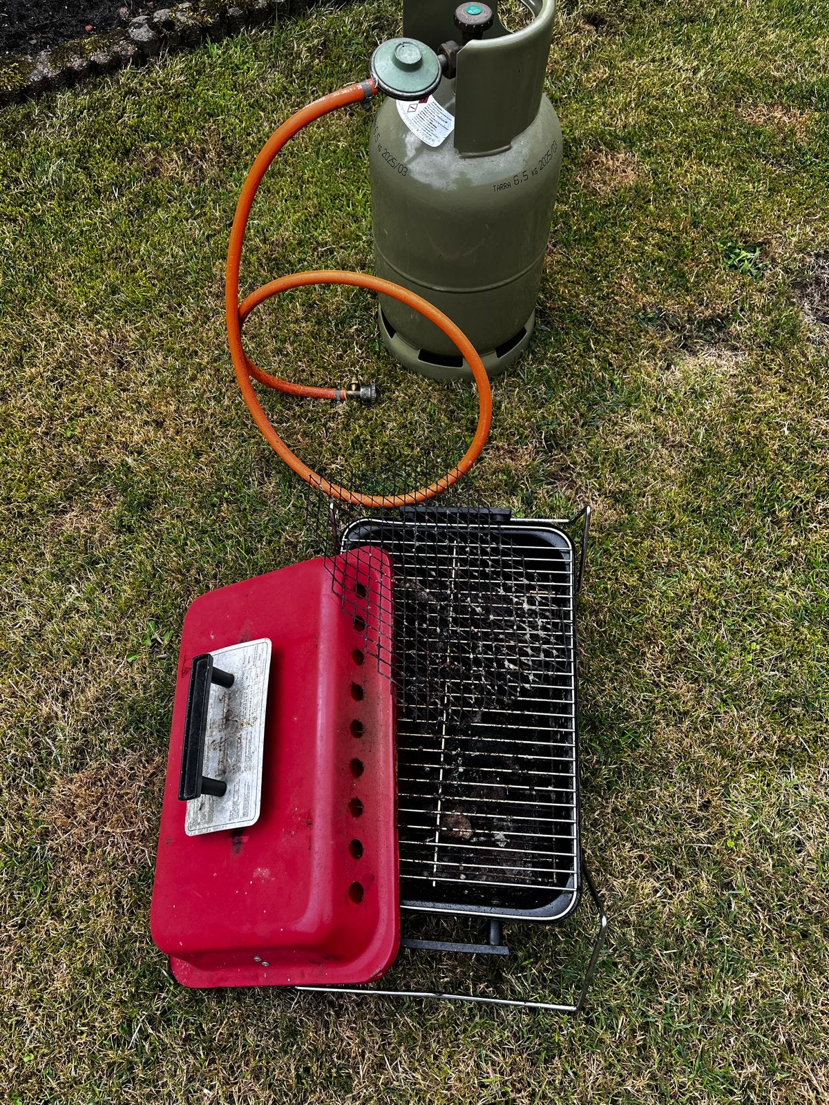 Compacte BBQ met gasfles en slang, Ophalen of Verzenden, Gebruikt
