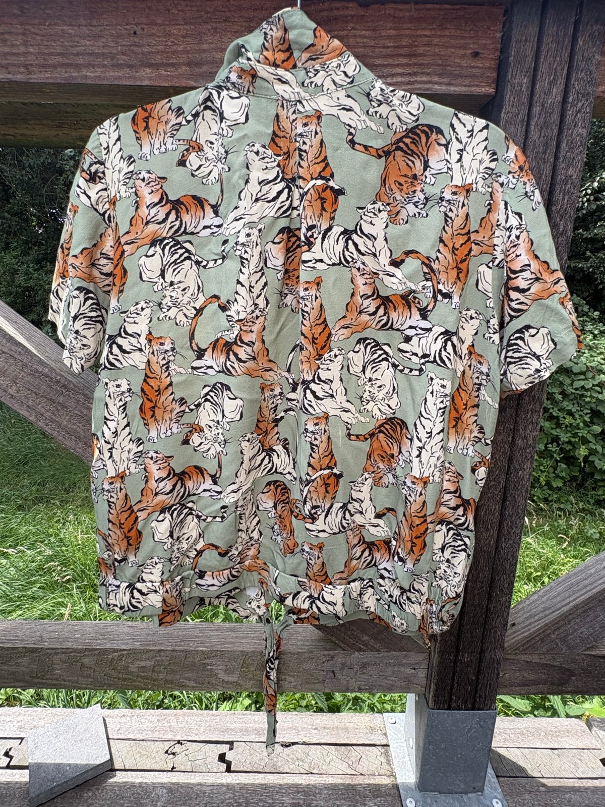 Anna Blue knoopblouse tijgerprint, maat M, Ophalen of Verzenden, Gedragen, Maat 38/40 (M), Meerkleurig