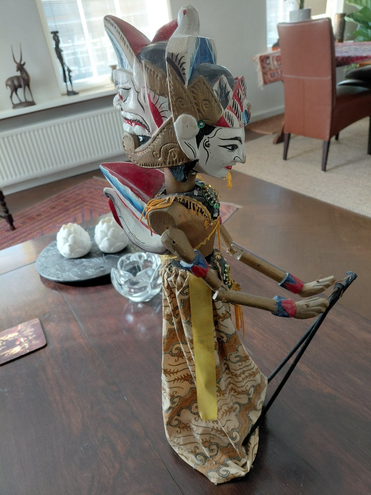 Antieke Indonesische Wayang Golek Pop - Handgemaakt, Antiek en Kunst, Hout, Ophalen of Verzenden, Indonesië, Meerkleurig