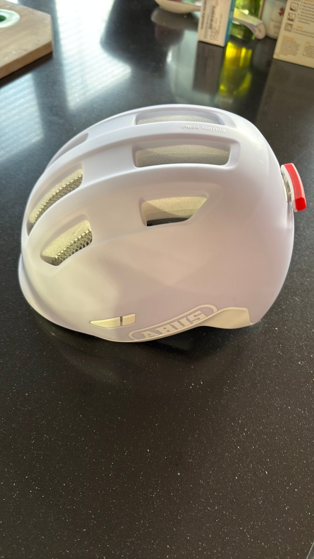 Kinder fietshelm met lampje, Ophalen of Verzenden, Nieuw, S, Meisje
