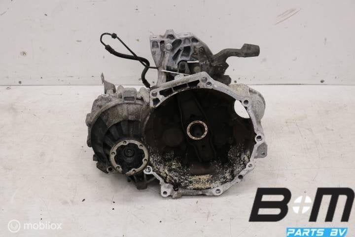 Handgeschakelde 6-bak VW Touran 1T JYK, Gebruikt