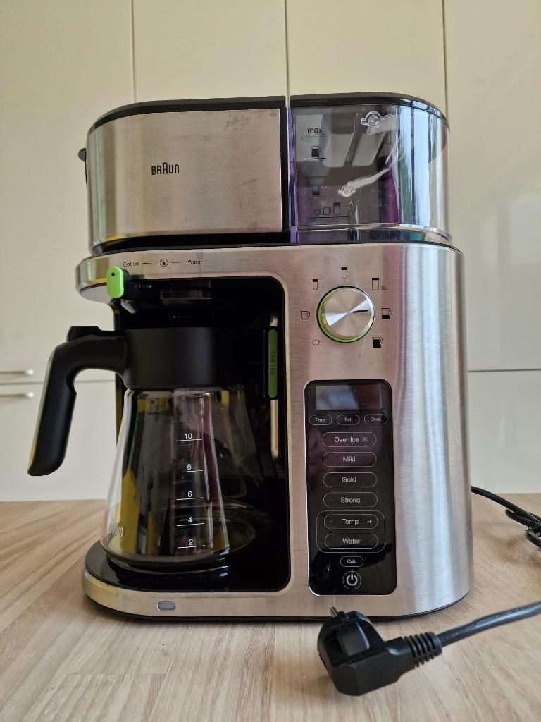 Braun Koffiezetapparaat met timer, Ophalen, Afneembaar waterreservoir, Gebruikt, 10 kopjes of meer