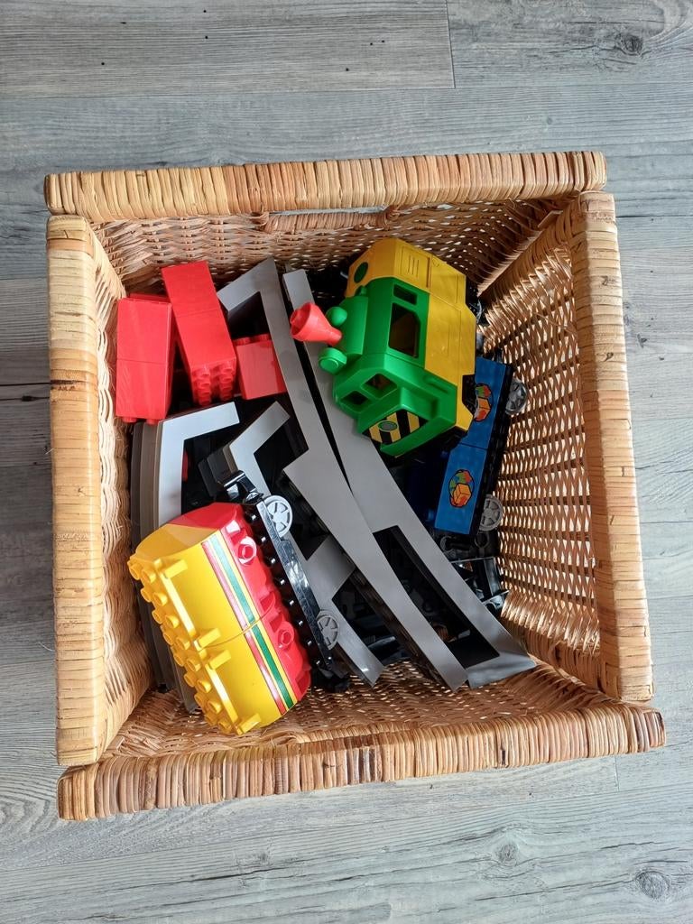 Duplo trein met spoordelen en toebehoren, Ophalen