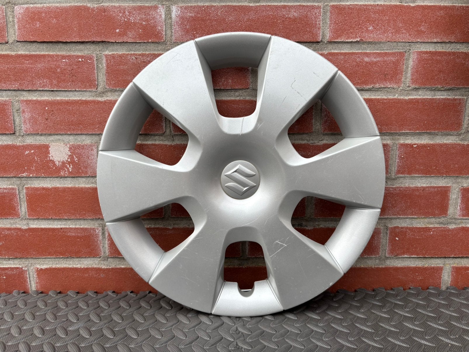 1 originele Suzuki Alto wieldop 14 inch, Ophalen of Verzenden, Gebruikt