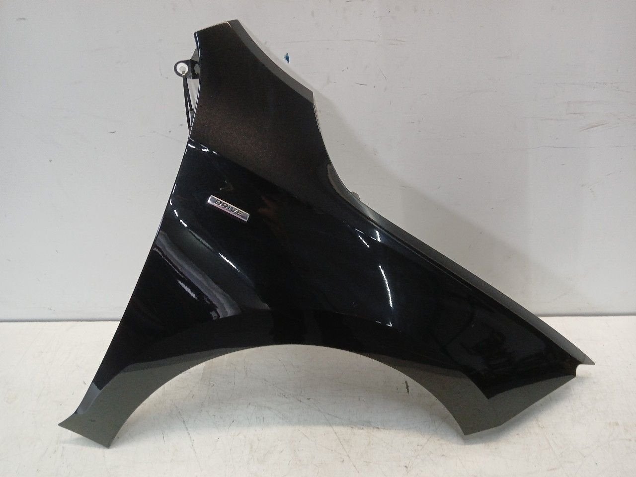 Spatbord rechts voor Skoda Rapid, Onderdelen@venauto.nl, Van der Ven Autorecycling B.V., Gebruikt, Ettenseweg 76, 4706 PB Roosendaal, The Netherlands