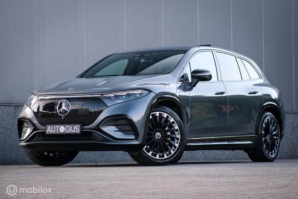 Mercedes EQS SUV 450 4MATIC AMG Line 108 kWh | Burmester | P, Auto's, Mercedes-Benz, Automaat, Zwart, Leder, Vierwielaandrijving