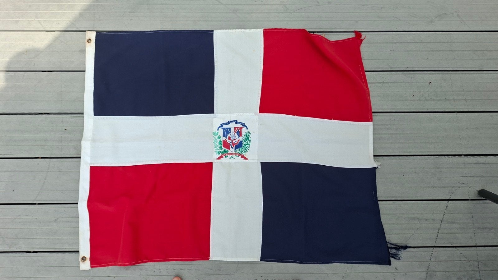 Vlag Dominicaanse republiek, Ophalen, Gebruikt