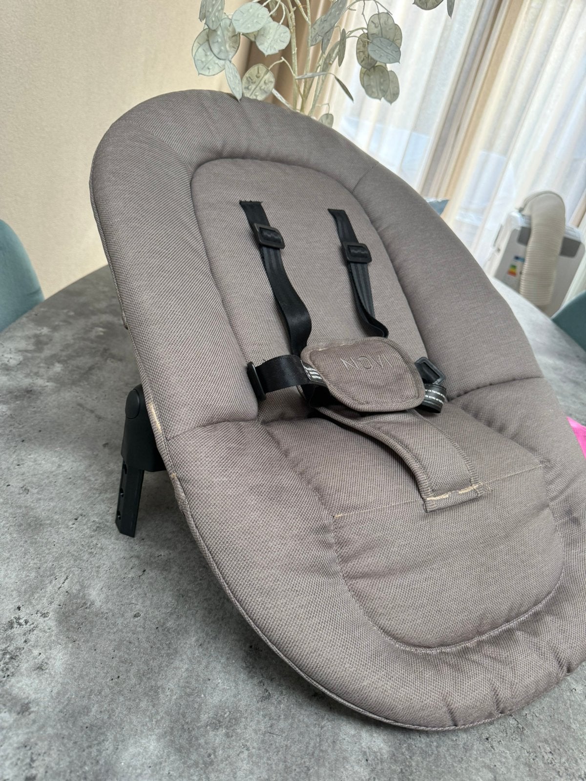 Newborn zitje, Kinderen en Baby's, Gebruikt, Schommelstoel, Met gordel(s) of riempje(s), Ophalen