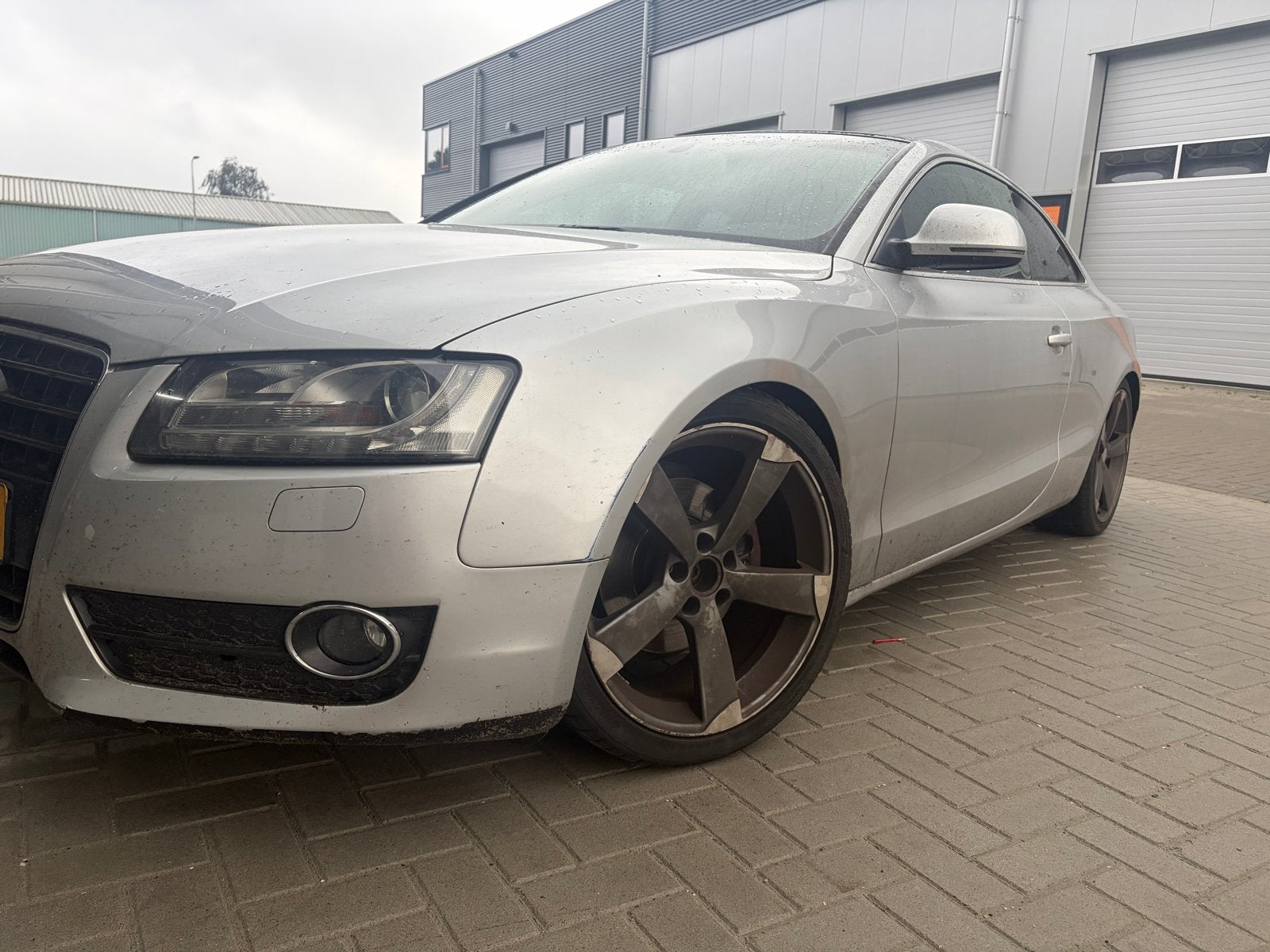 Audi A5 1.8 Tfsi met kapot motor, Auto's, Voorwielaandrijving, 730 kg, 1370 kg, 4 cilinders