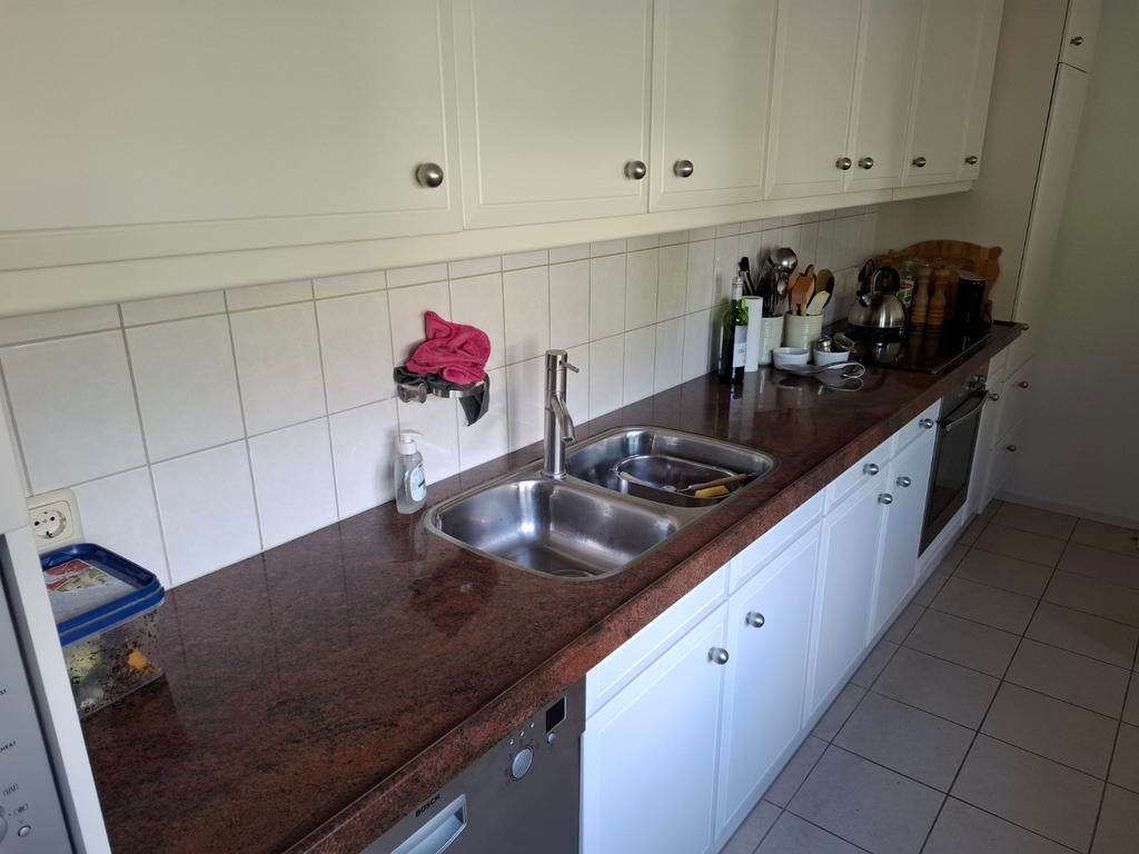 Keuken met inductiekookplaat, oven en koelkast, Ophalen, Gebruikt, Wit, Overige typen