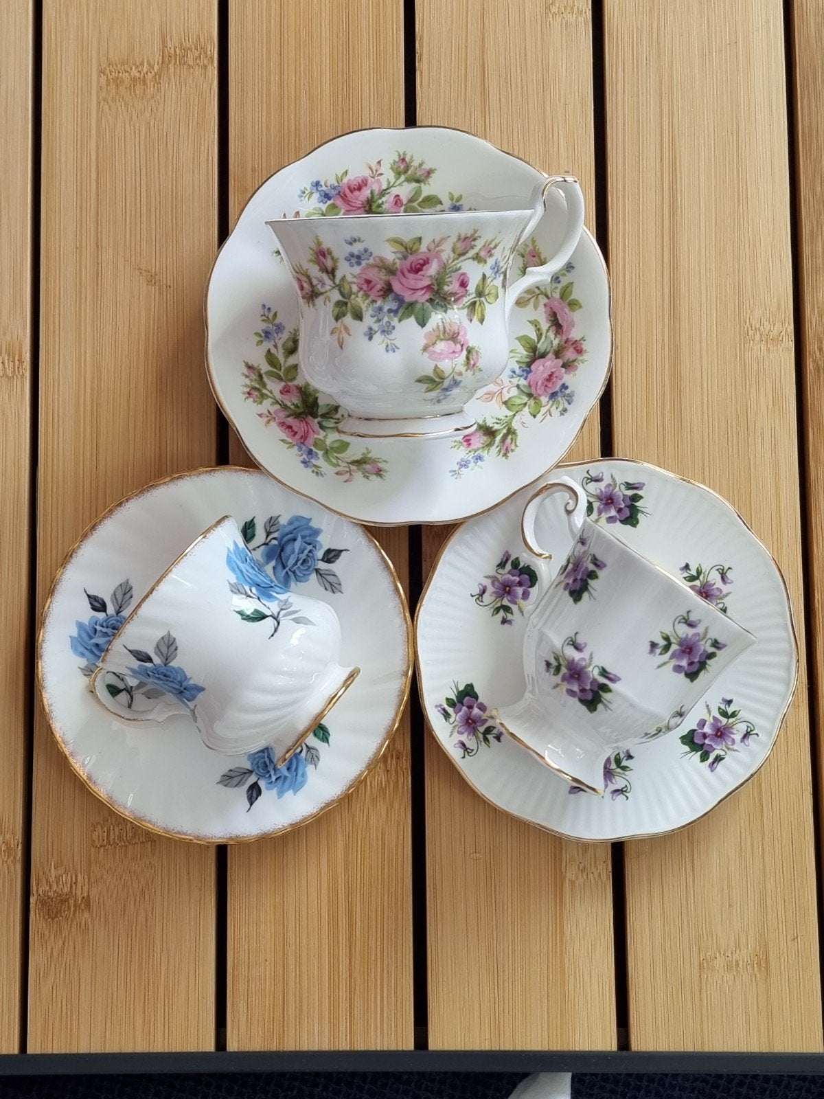 Mooie vintage kop en schotels, Ophalen of Verzenden