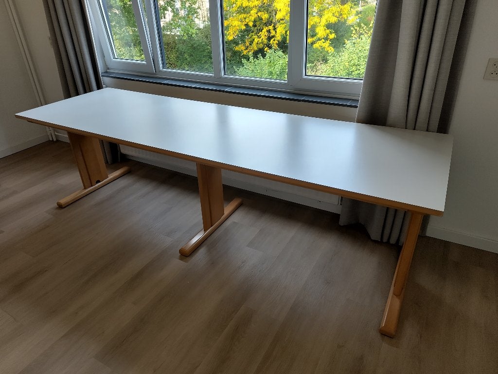 Foto 4 van Schooltafel (260x80x75)