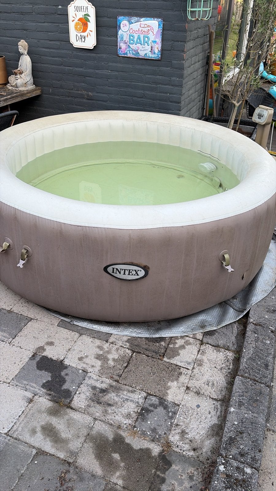 Gebruikte Jacuzzi met accessoires - Intex, Tuin en Terras, Ophalen of Verzenden, Gebruikt, Opblaaszwembad