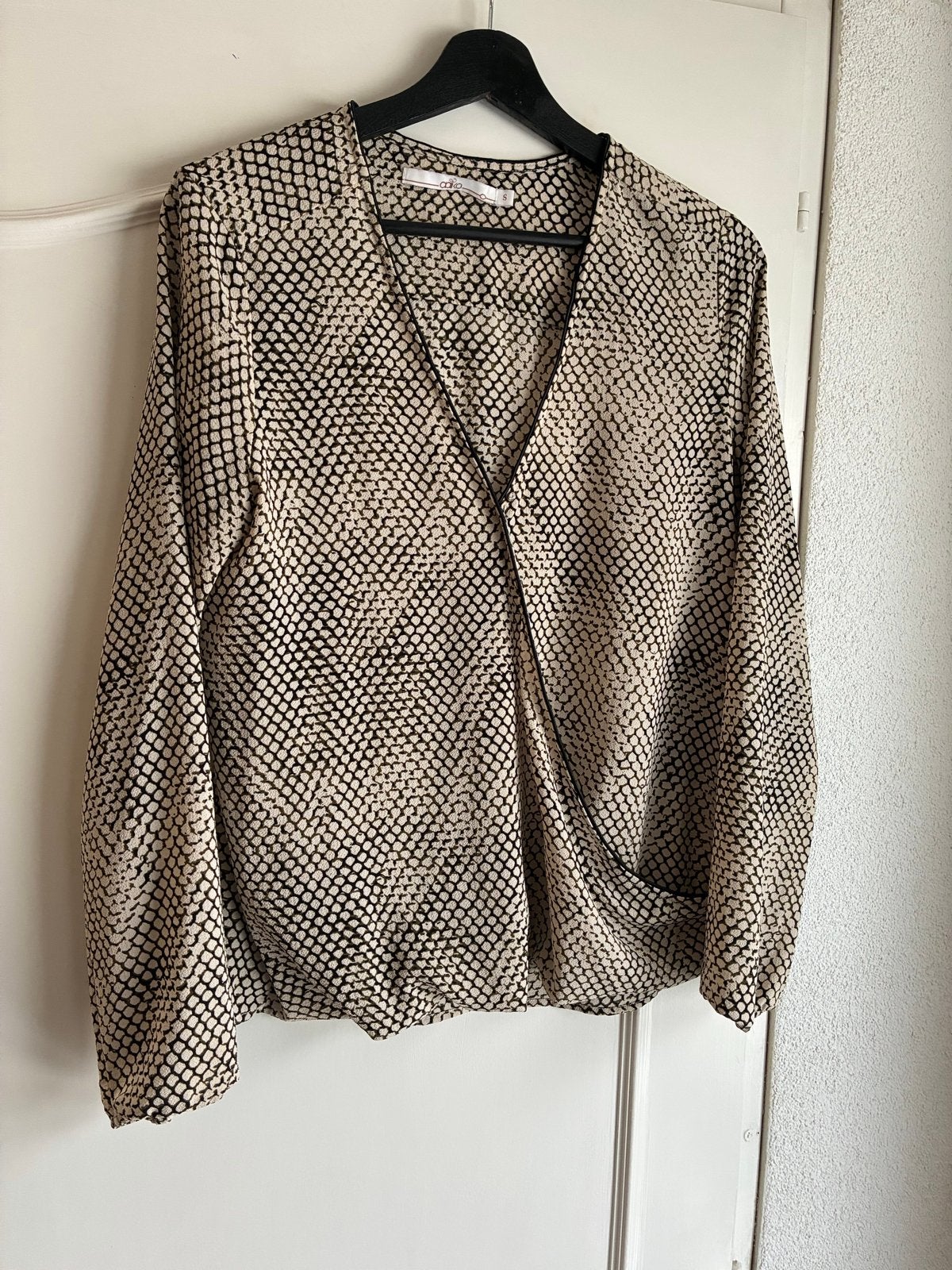 Mooie Aaiko blouse maat S, Verzenden, Zo goed als nieuw, Maat 36 (S), Beige