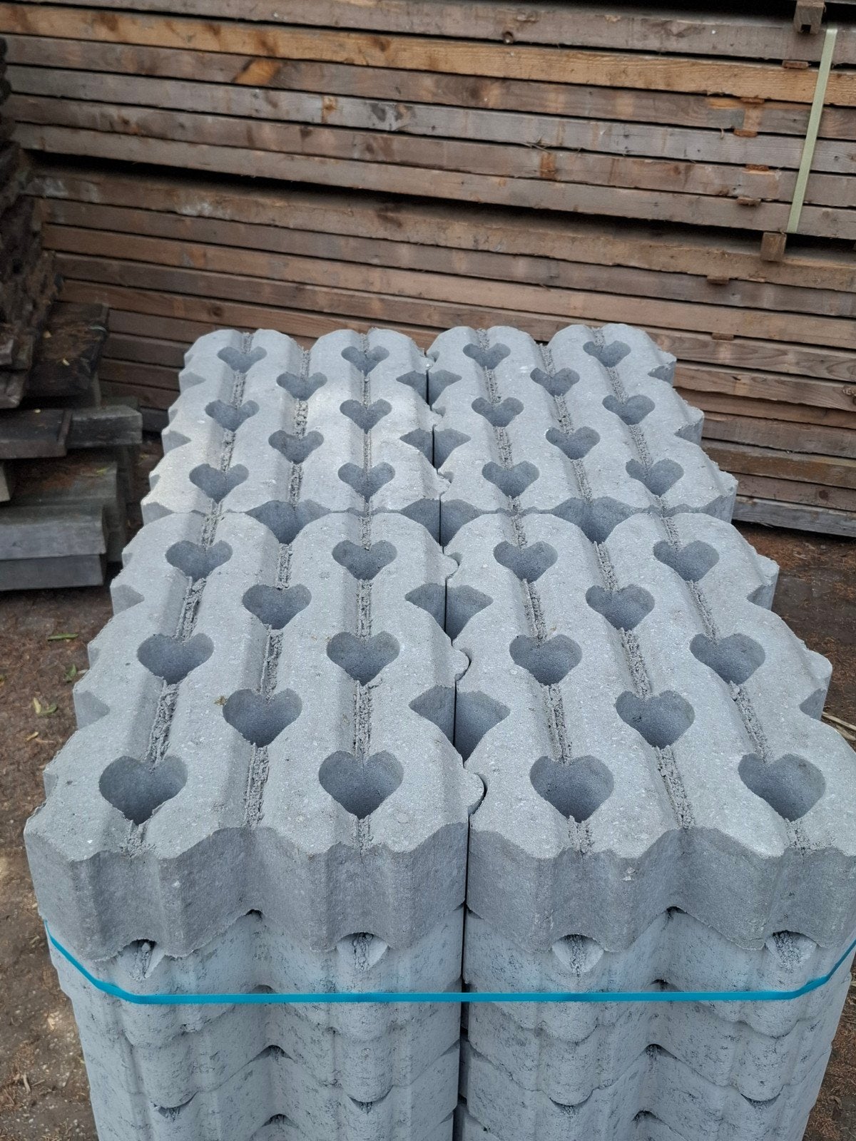 85m² grastegel 60x40x12cm, nieuw, op pallet, Tuin en Terras, Tegels en Klinkers, Ophalen of Verzenden, Nieuw, Beton, Terrastegels