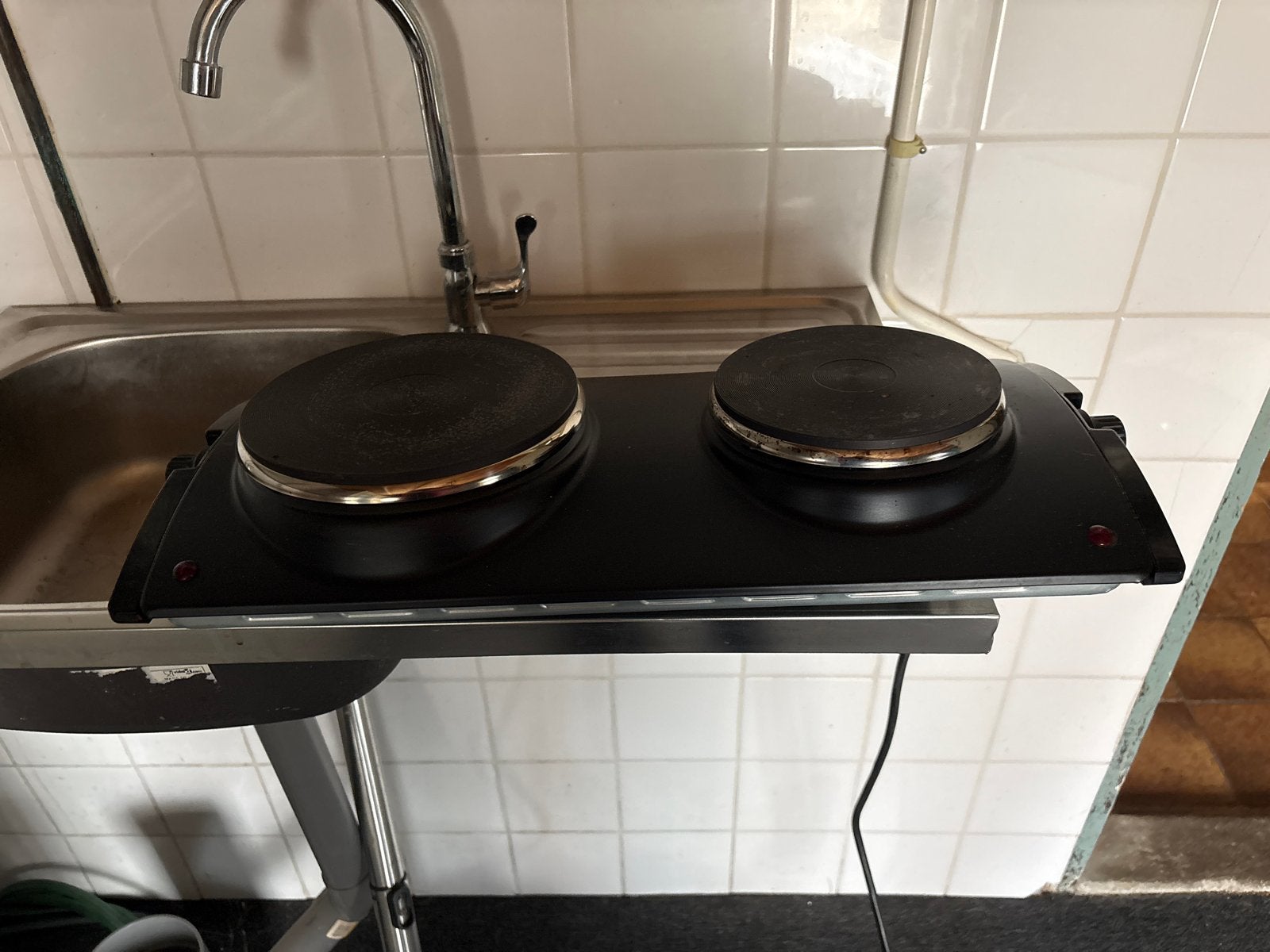 QUIGG Dubbele kookplaat - Ideaal voor camping of klein huis, Ophalen, Gebruikt, 3 kookzones of minder, Vrijstaand