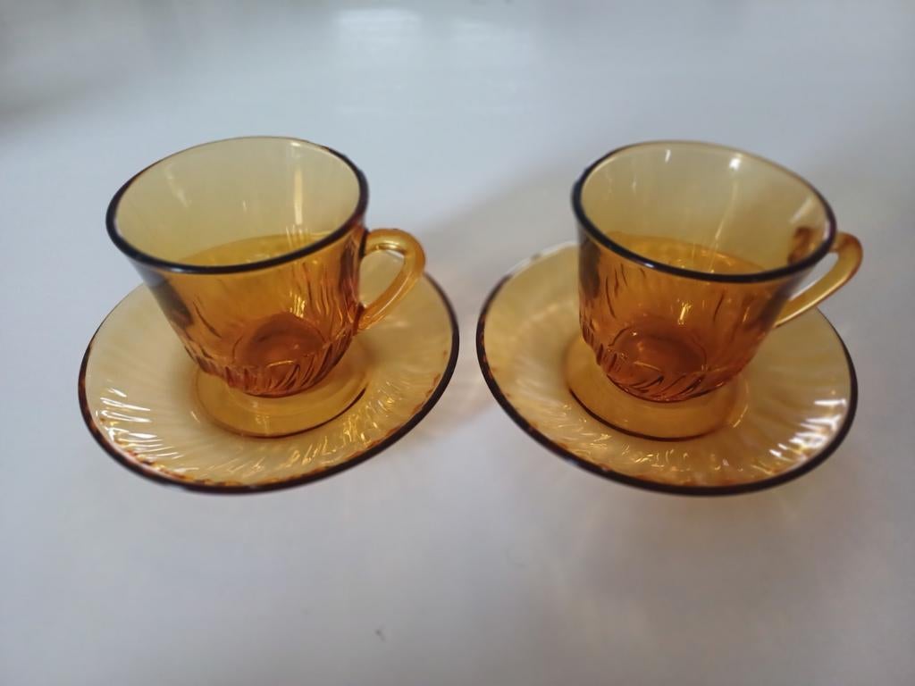 Arcoroc France vintage amberkleurige glazen kop en schotels, Ophalen of Verzenden