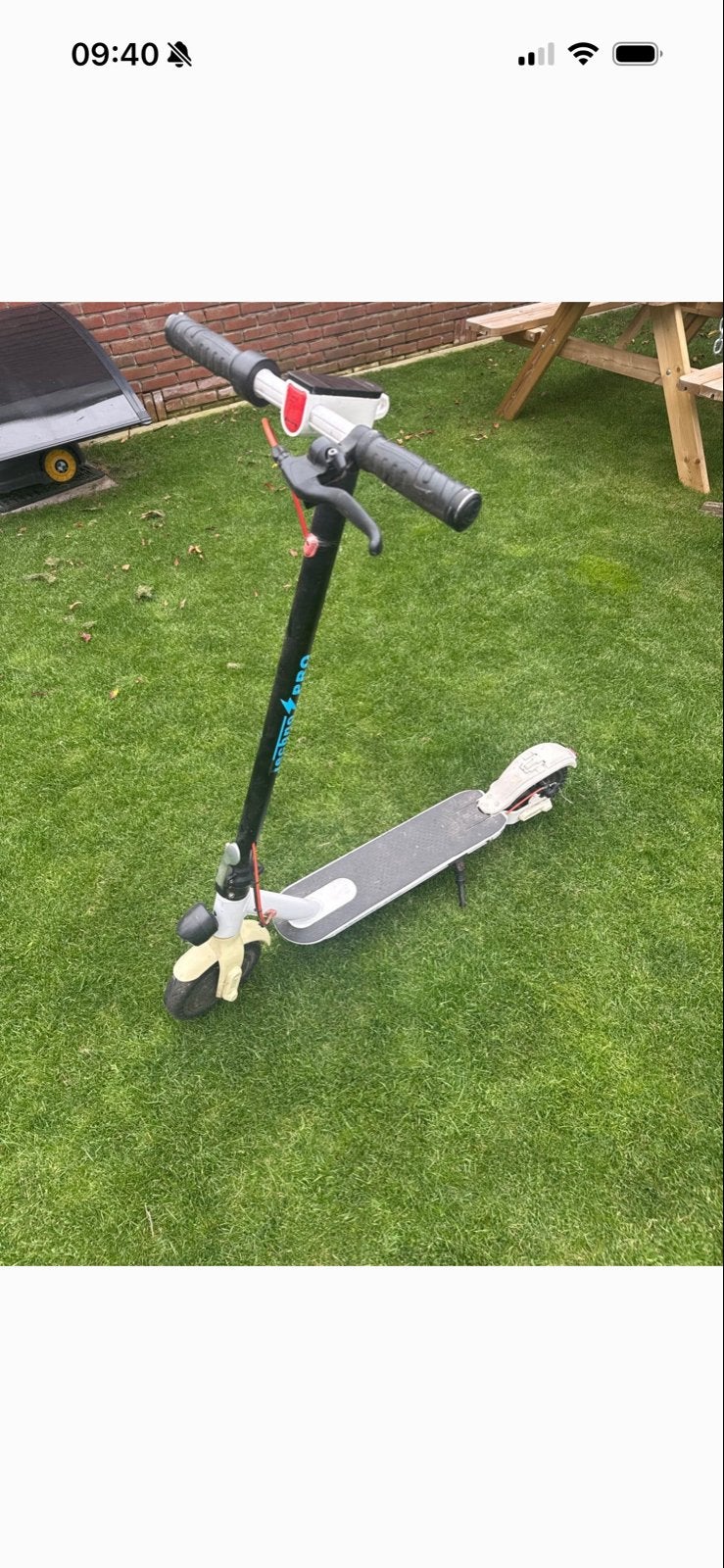 Elektrische step - rijdt alleen op eco stand, met oplader, Ophalen, Gebruikt, Elektrische step (E-scooter)