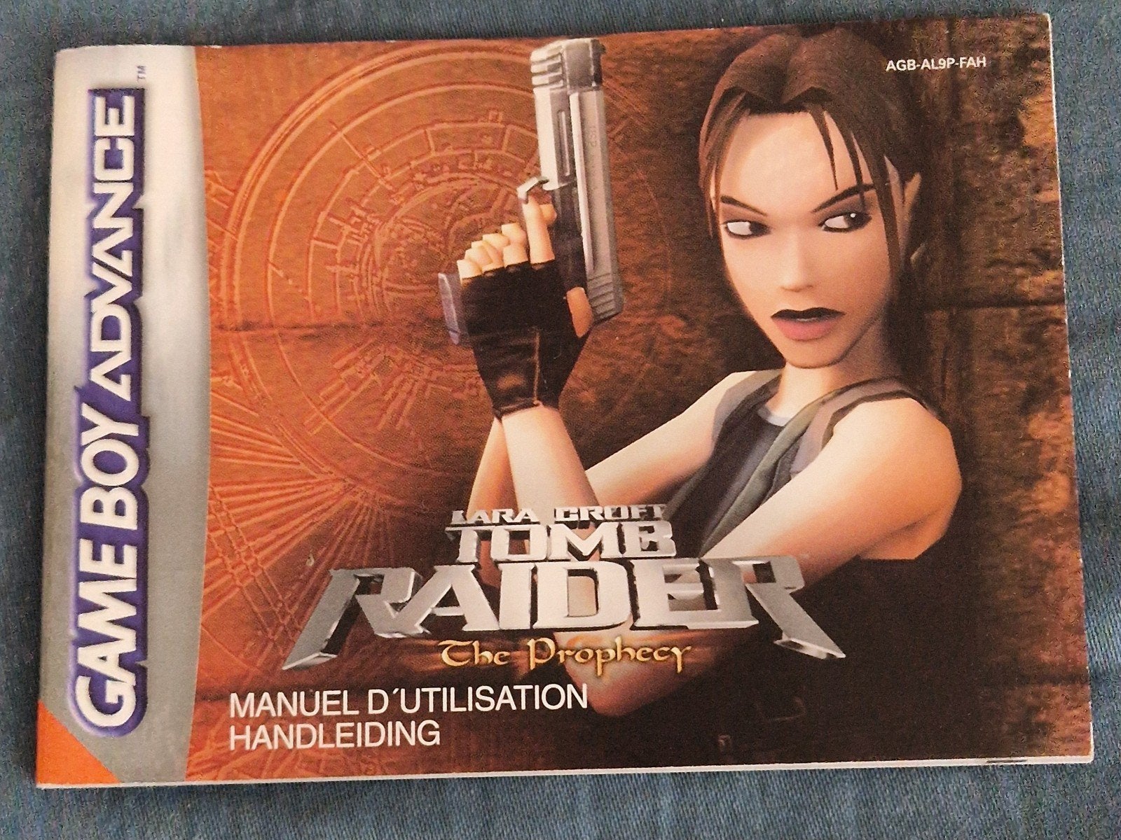 Lara Croft Tomb Raider: The Prophecy (Game Boy Advance), Spelcomputers en Games, Ophalen of Verzenden