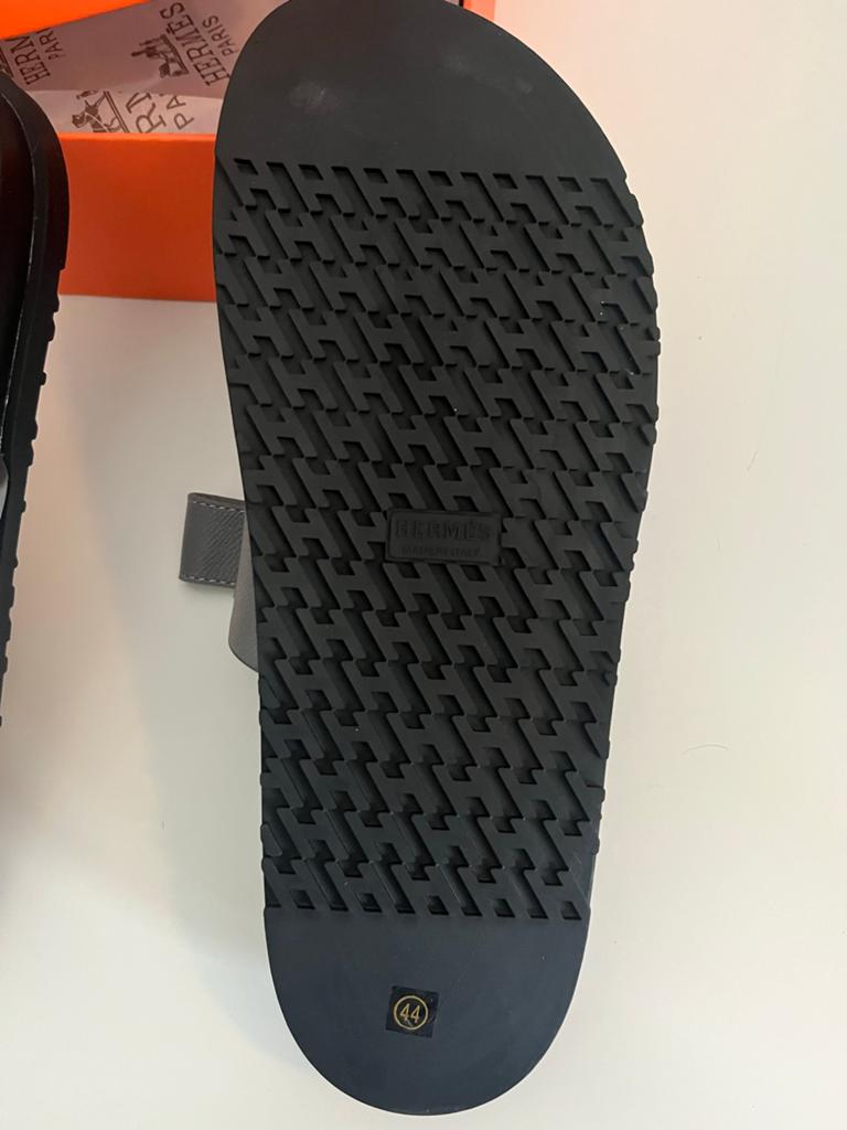 Hermes Slippers Heren - Maten 41, 42, 43, 44, Kleding | Heren, Schoenen, Ophalen of Verzenden, Nieuw, Overige kleuren, Slippers