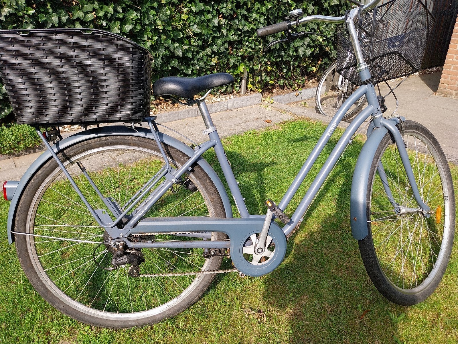 Foto 2 van B'TWIN Elops 520 Stadsfiets Dames 28 inch Lage Instap