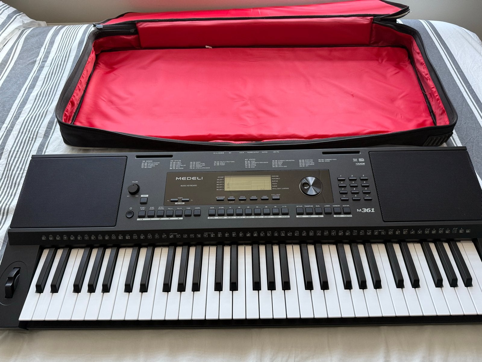 Medeli M361 Keyboard met 61 toetsen en draagtas, Ophalen, 61 toetsen, Zo goed als nieuw, Medeli