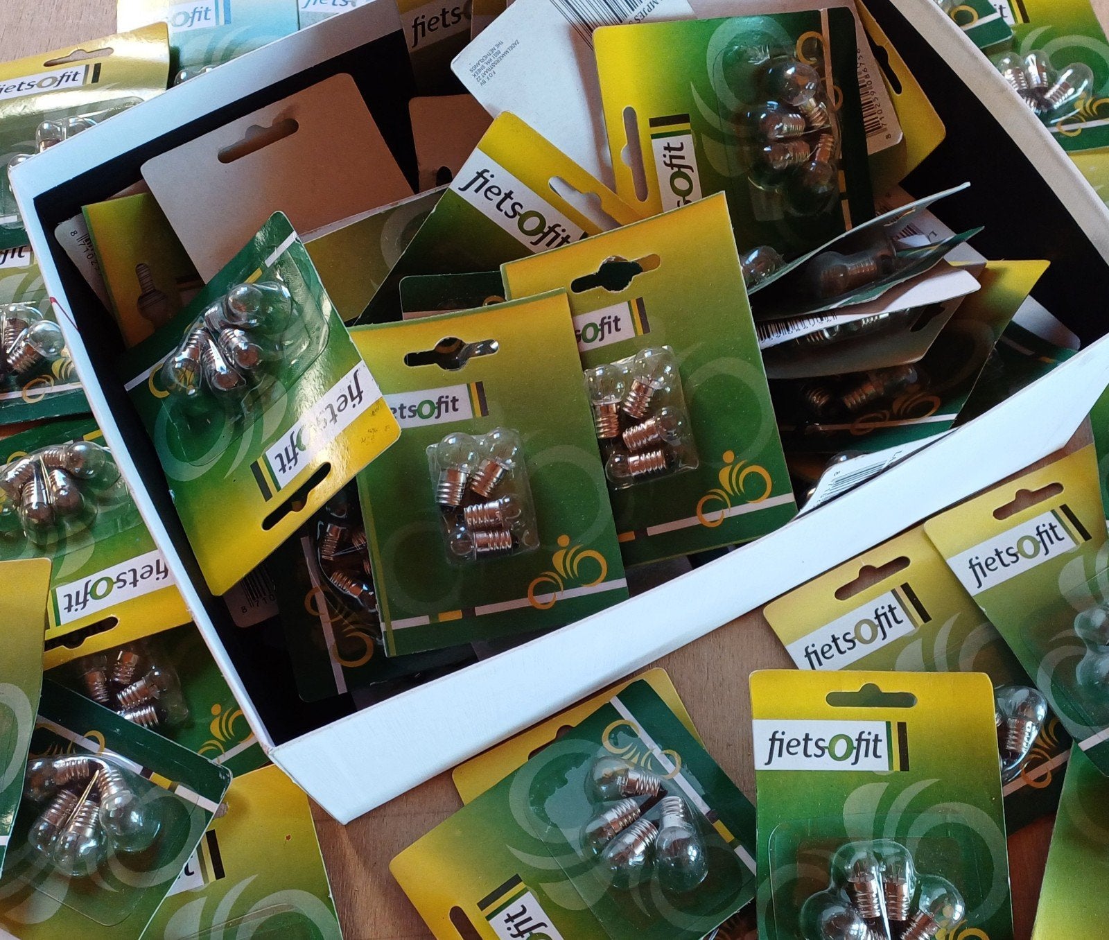 Restantje Oldtimer Fietsverlichting ruim 100 Lampjes € 10, Ophalen, Dynamo