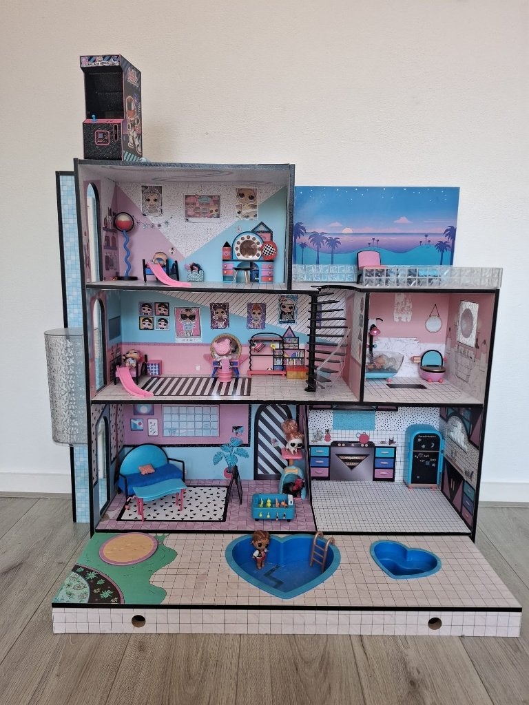 LOL-huis, Ophalen, Zo goed als nieuw, Poppenhuis