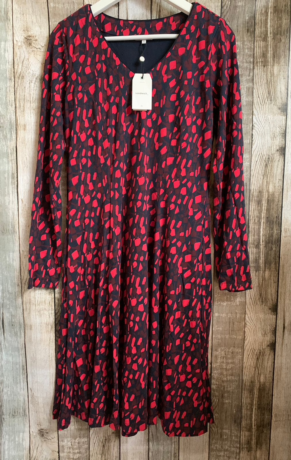 Sandwich Super gave nieuwe rood/zwarte jurk (Maat L), Maat 42/44 (L), Nieuw, Knielengte, Sandwich