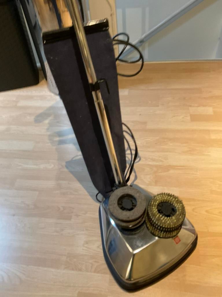 Boenmachine voor houten vloer, Ophalen, Zo goed als nieuw