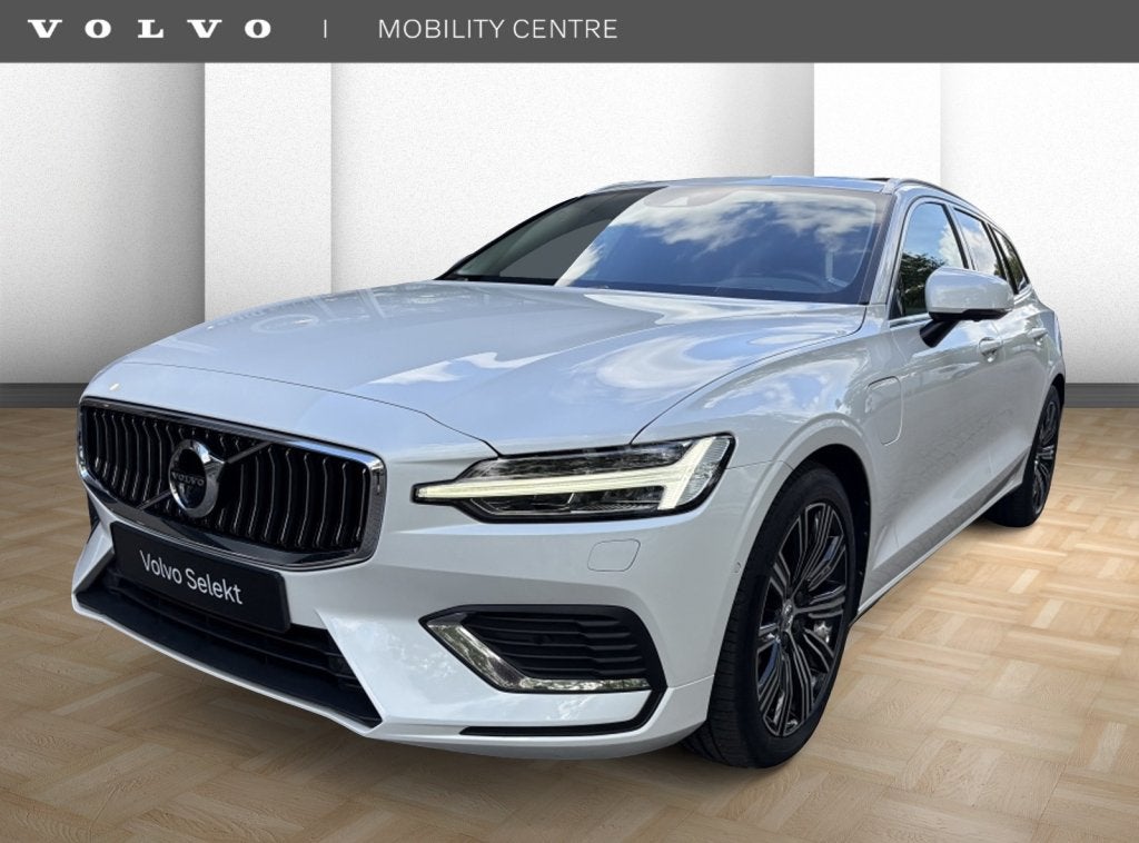 Volvo V60 2.0 T8 TE Inscription | 360-camera | Trekhaak | H&, Auto's, Gebruikt, 4 cilinders, 24 maanden, Wit