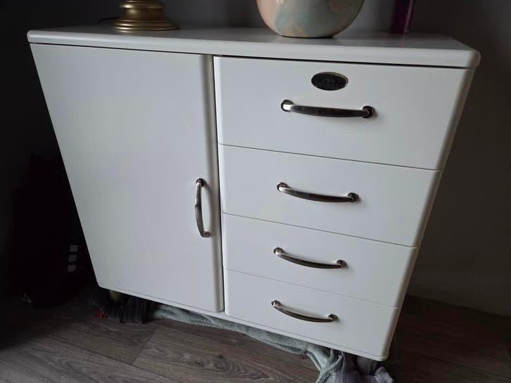 Kast Malibu Dressoir - Wit met lades en deur, Huis en Inrichting, Ophalen, Gebruikt, 50 tot 100 cm, 25 tot 50 cm