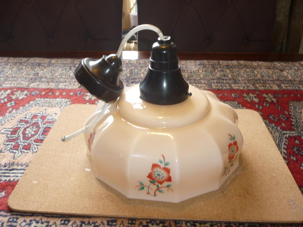 Mooie glazen lamp met bloemenmotief  bakeliet fittingen, Ophalen of Verzenden, Zo goed als nieuw, Glas