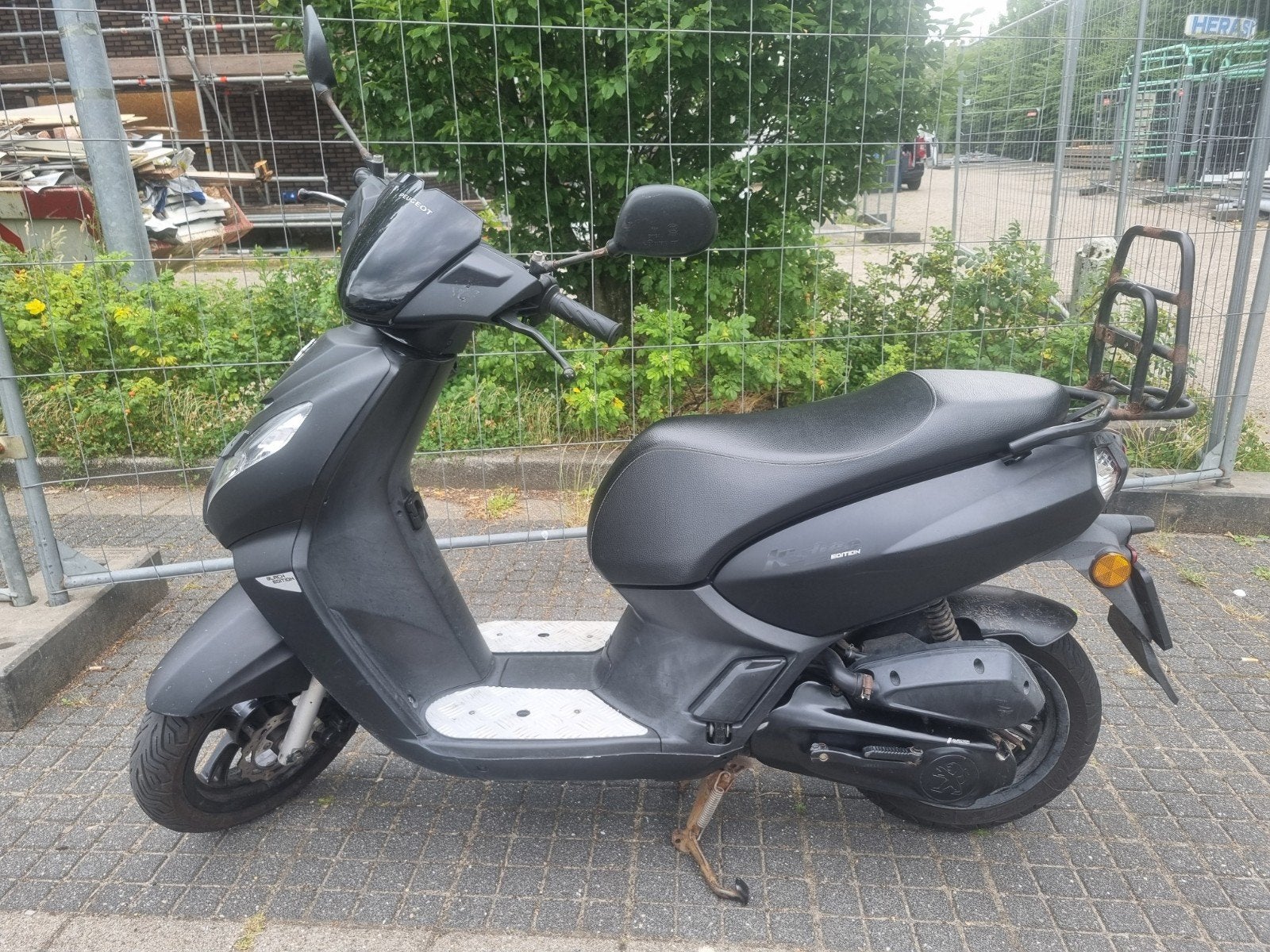 Scooter Peugeot Kisbee Geel kenteken, Ophalen, Benzine, Overige modellen