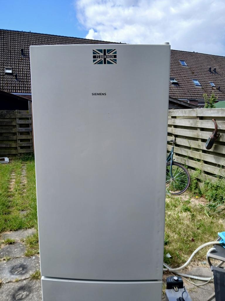 Koelkast en vriezer Siemens, 200 liter of meer, Ophalen, Met aparte vriezer, 160 cm of meer