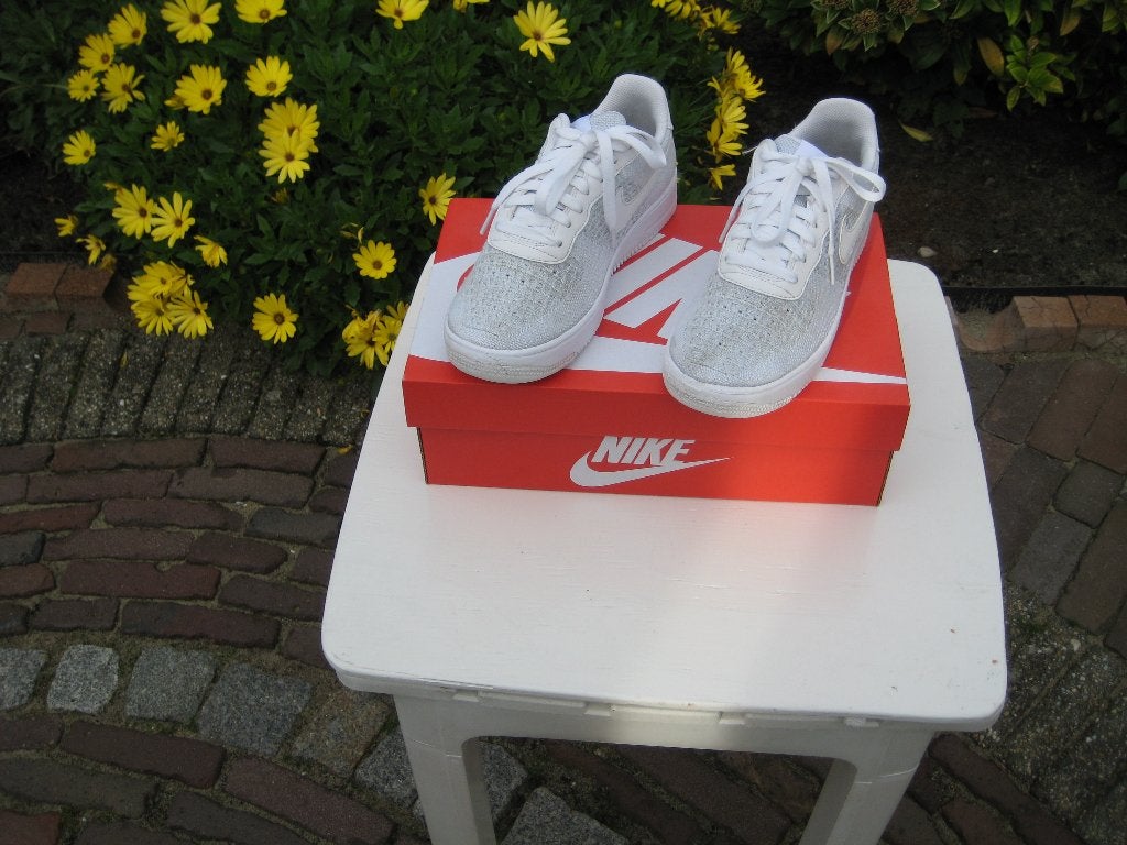 Maat : 39 . DAMES Nike Sneakers.  Air. ( wit ), Wit, Nike, Ophalen of Verzenden, Sneakers of Gympen