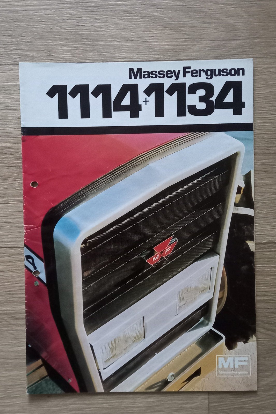 Massey Ferguson  1114 - 1134 folder., Ophalen of Verzenden, Nieuw