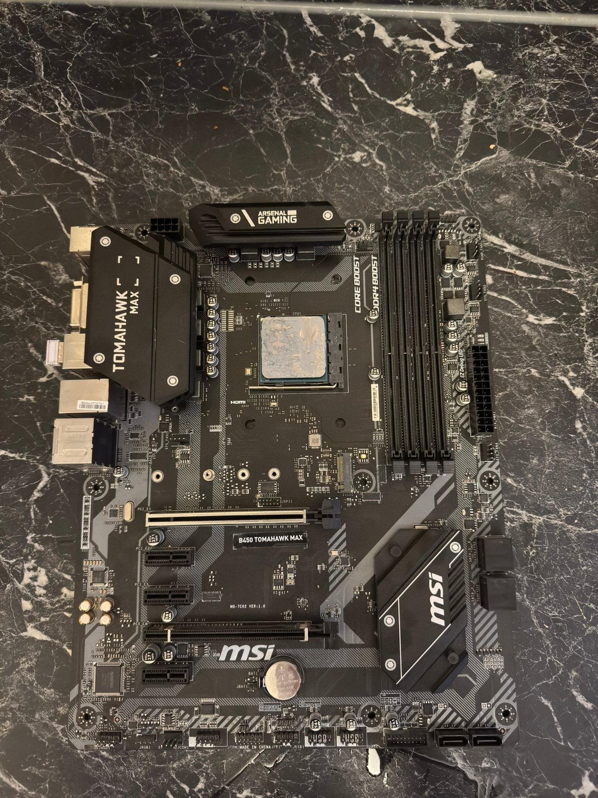 MSI B450 TOMAHAWK MAX + Ryzen 3 2200G – volledig werkend, Computers en Software, Ophalen, Zo goed als nieuw, DDR4