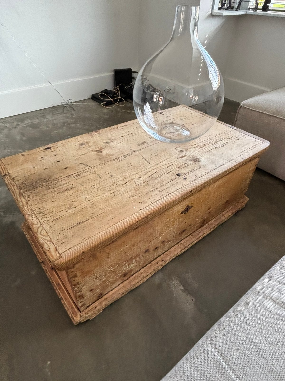 Antiek oud grenen dekenkist / Salontafel, Ophalen, 100 tot 150 cm, 50 tot 100 cm, Zo goed als nieuw
