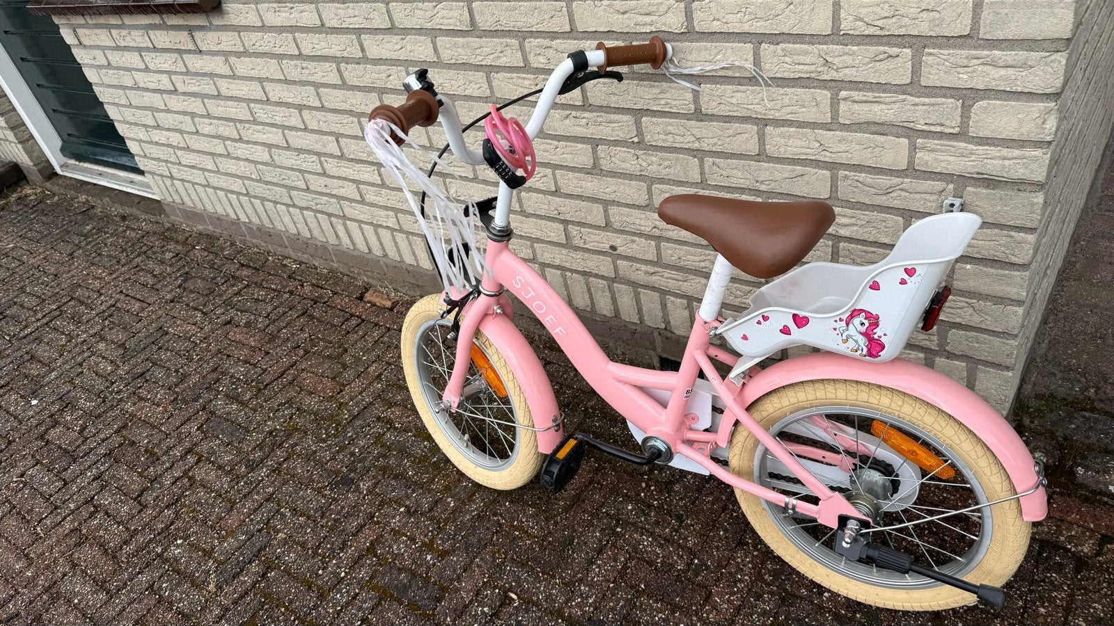 Leuke roze kinderfiets met mandje en poppenzitje, Ophalen of Verzenden, Gebruikt, Terugtraprem, 16 tot 20 inch