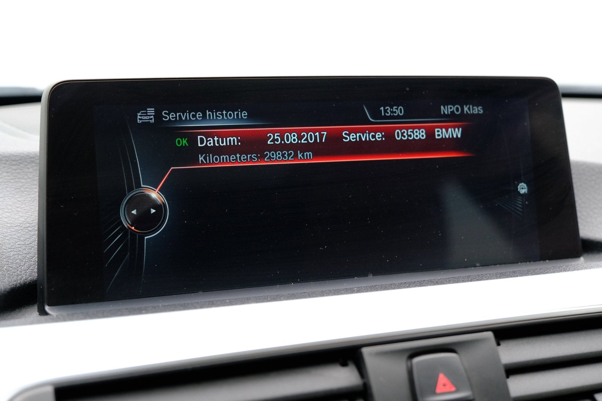 Foto 23 van BMW 3-serie Touring 320d EDE Centennial High Executive Aut.