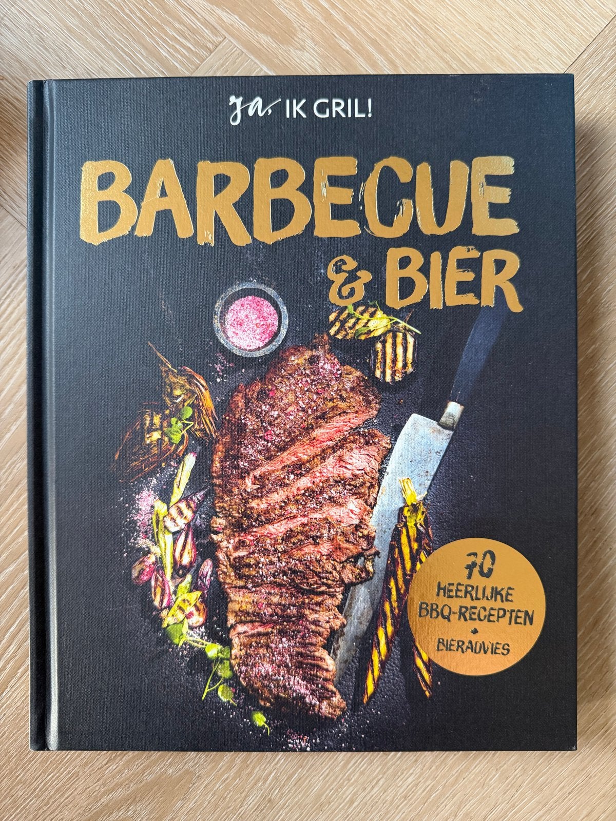 Barbecue & Bier kookboek - 70 heerlijke BBQ-recepten, Boeken, Ophalen of Verzenden, Zo goed als nieuw, Overige gebieden, Hoofdgerechten