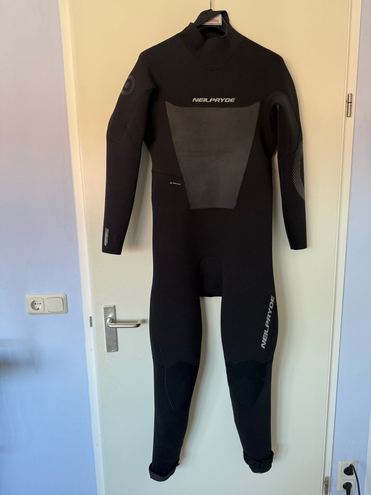 Neilpryde Rise 5/4 Wetsuit - Zo goed als nieuw, Ophalen, Zo goed als nieuw, Heer, Wetsuit