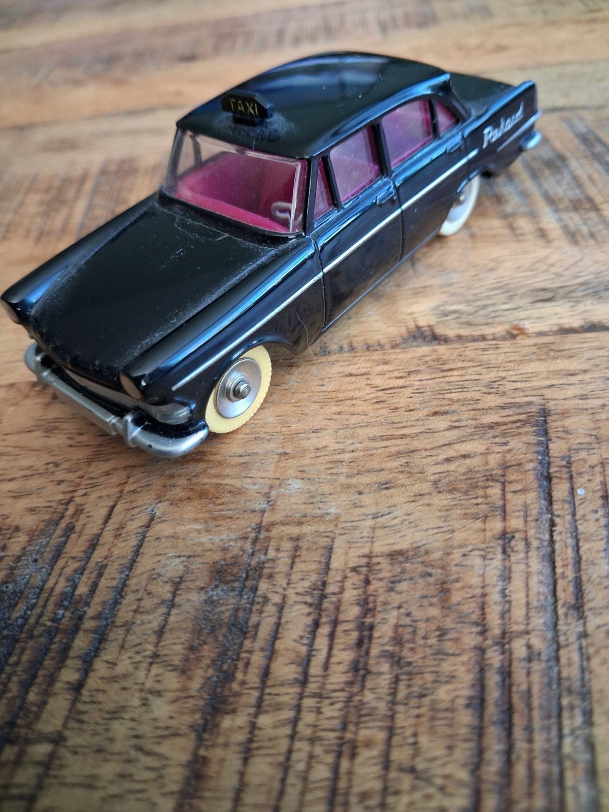 Dinky Toys Opel Rekord Taxi - Zwart (Made in China), Overige merken, Gebruikt, Auto, 1:32 tot 1:50