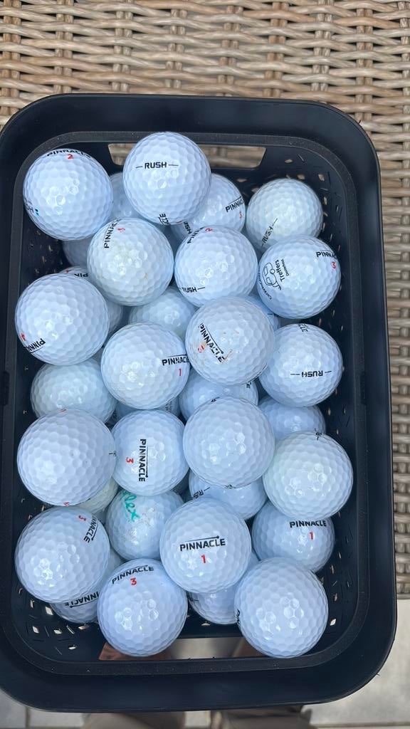 50 Pinnacle Rush golfballen, Sport en Fitness, Golf, Ophalen of Verzenden, Gebruikt, Bal(len)