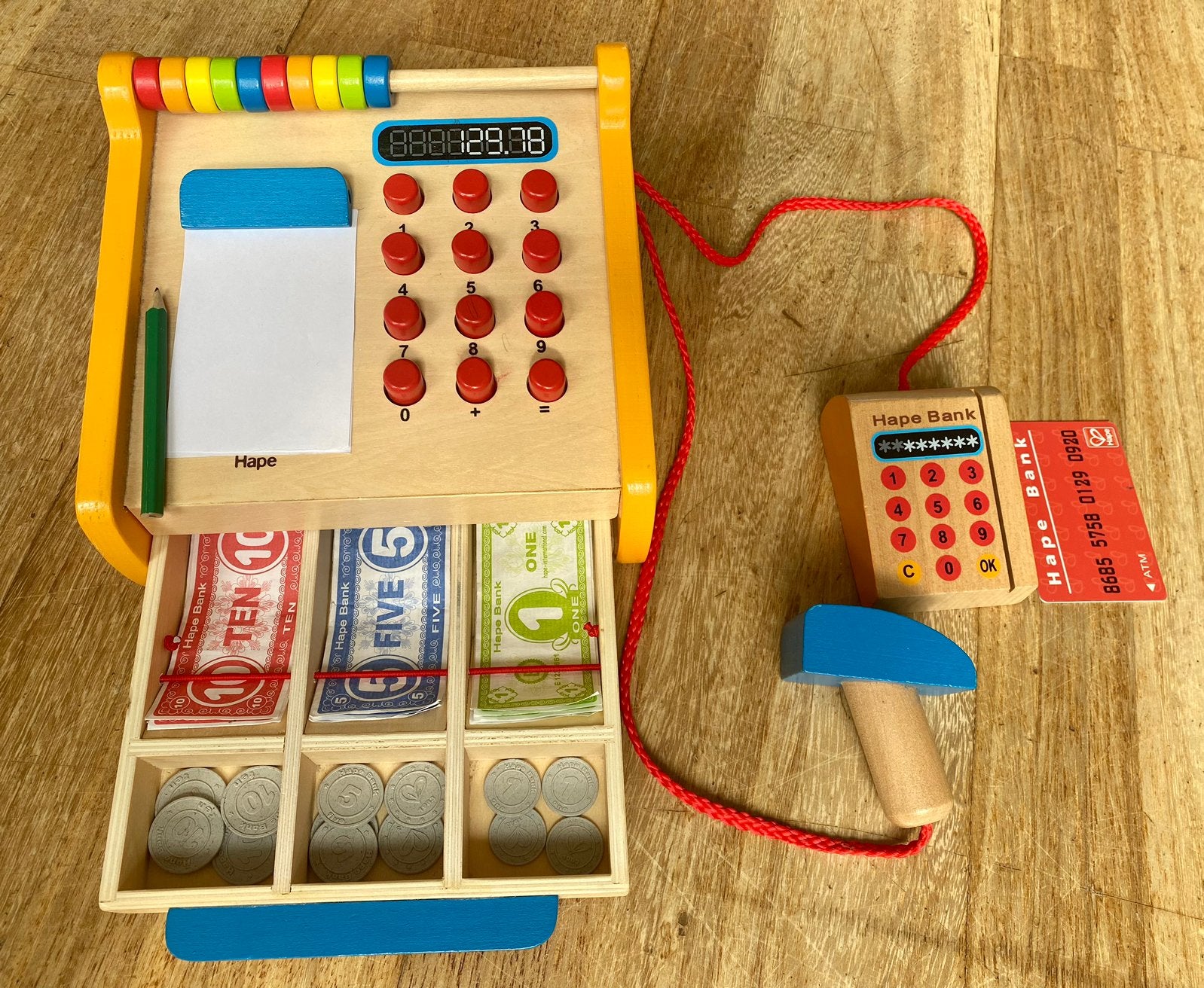 Hape speelgoed kassa, Ophalen of Verzenden, Zo goed als nieuw