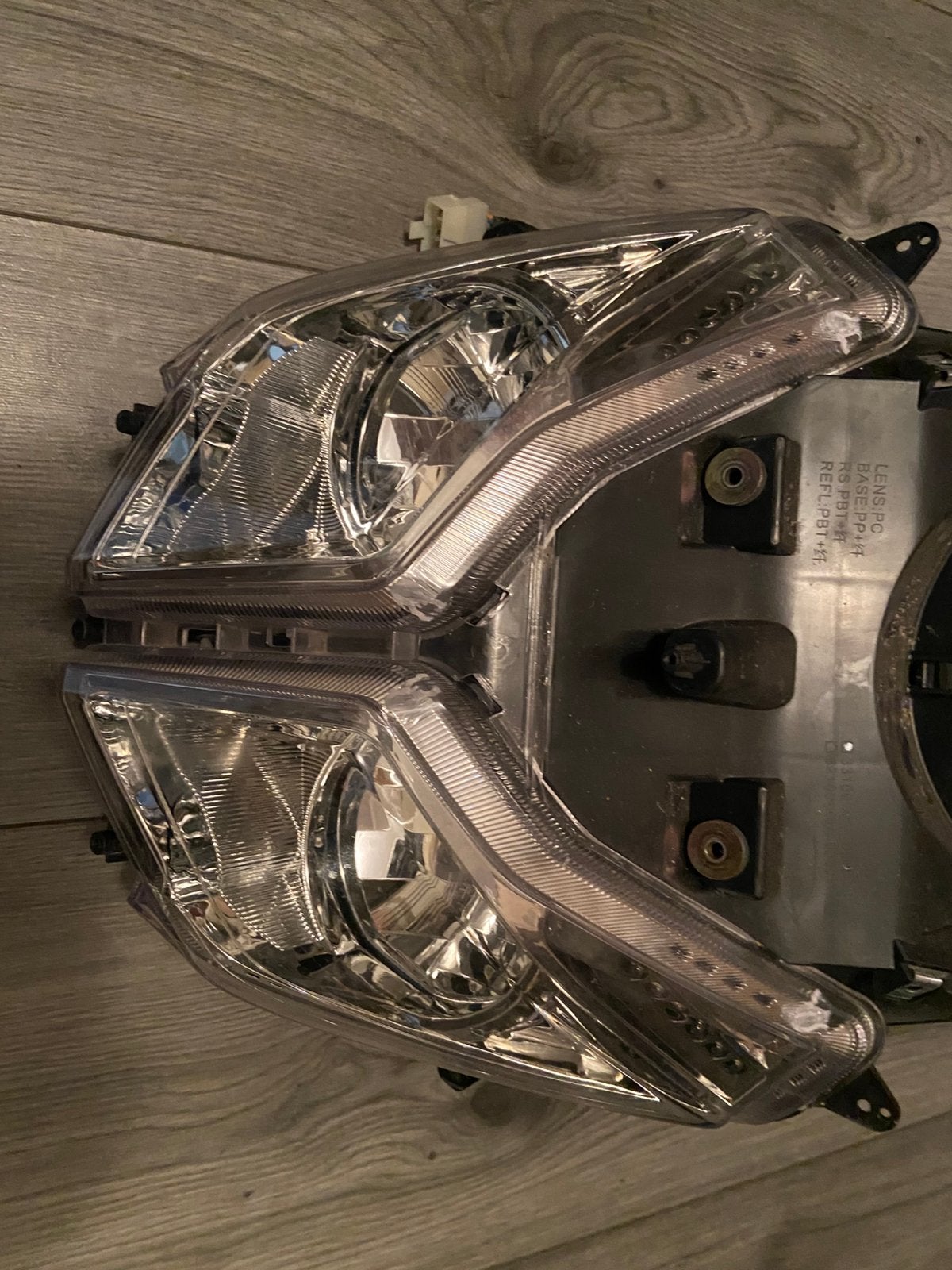 Sym Jet14 E4/E5 koplamp, Ophalen of Verzenden, Zo goed als nieuw, Koplamp, SYM