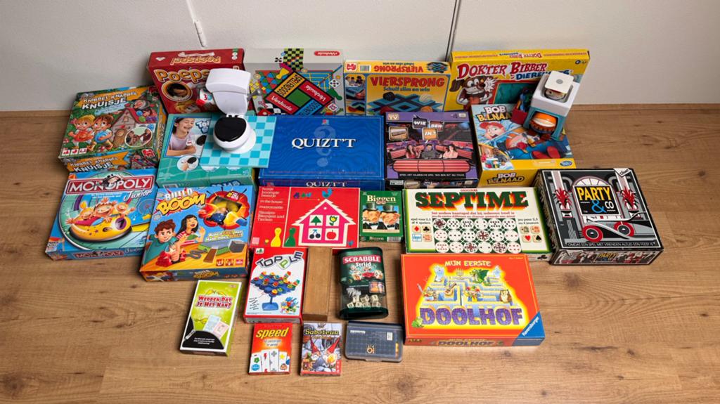 Grote collectie bordspellen en gezelschapsspellen, Een of twee spelers, Ophalen, Gebruikt, Reisspel
